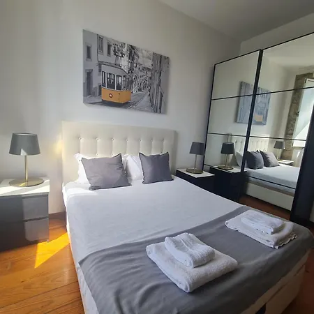 Fontainhas Stone Apartment Porto