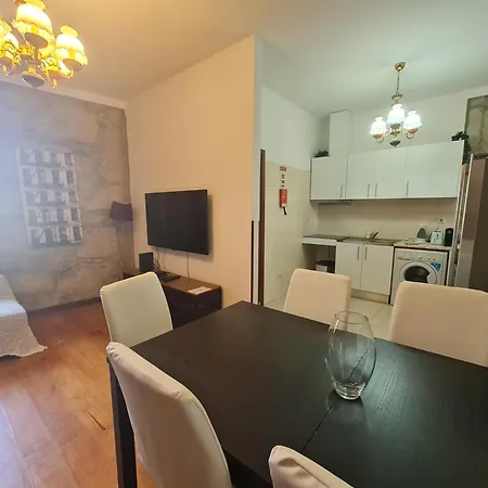 Apartment Fontainhas Stone